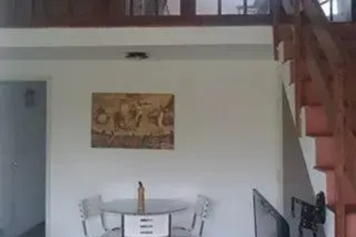 Dining 19 of 19