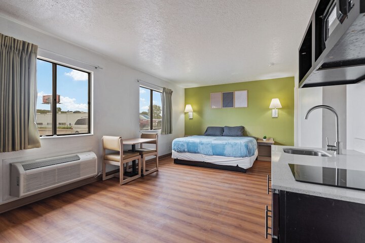 Room 14 of 46