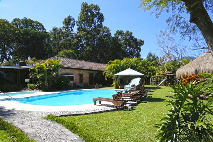 Pool Hotel