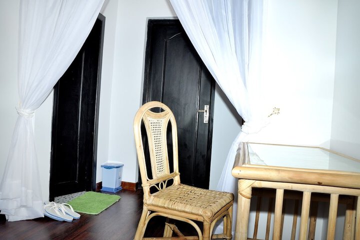 Room 48 of 83