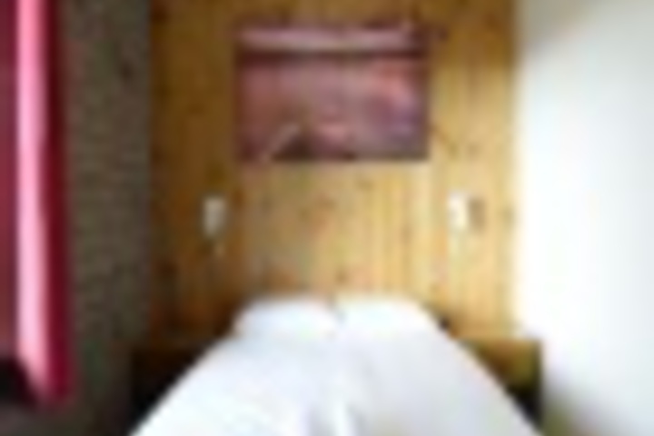 Room 279 of 693