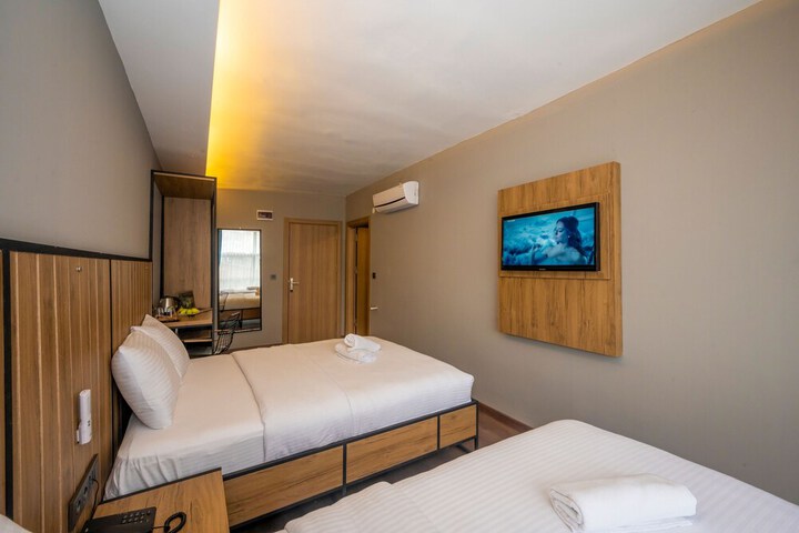 Room 38 of 88