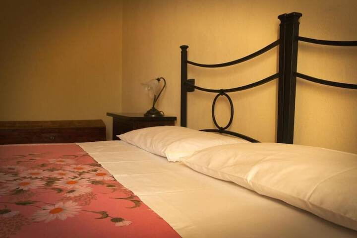 Room 6 of 47