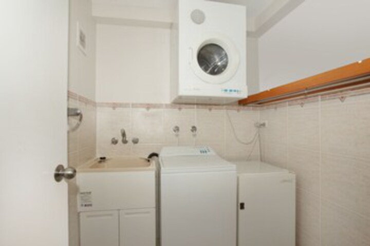 Room 12 of 19