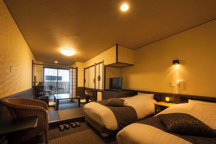 Room 10 of 118
