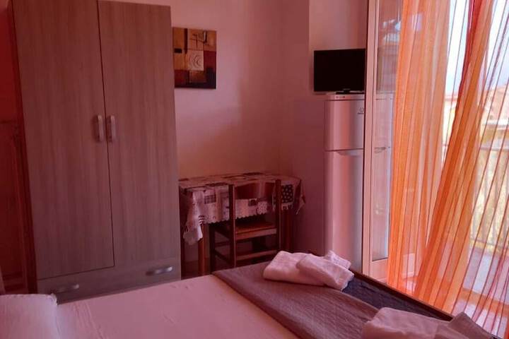 Room 21 of 130