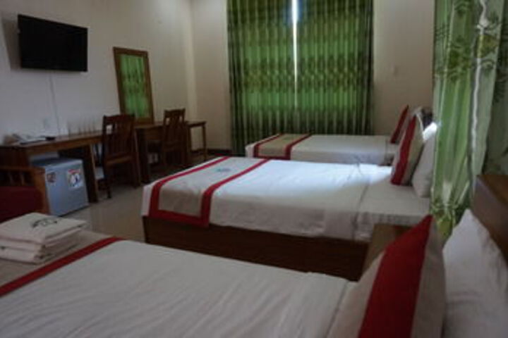 Room 9 of 31