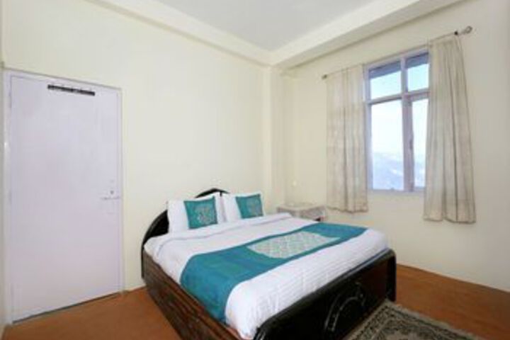 OYO 10869 Home 2BHK Kaithu Shimla