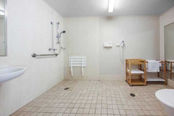 Room 43 of 48