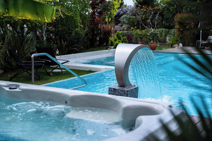 Pool 72 of 131