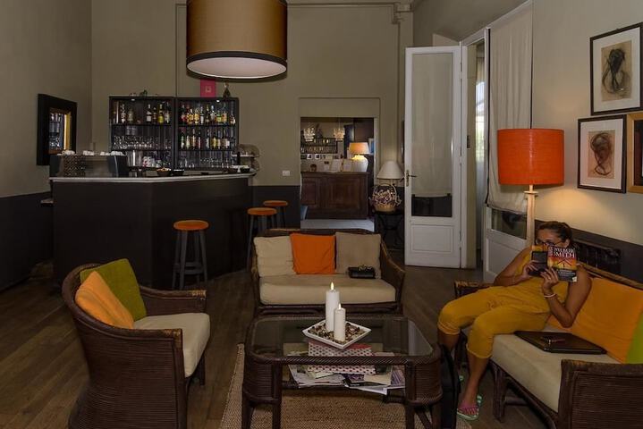 Guest Lobby