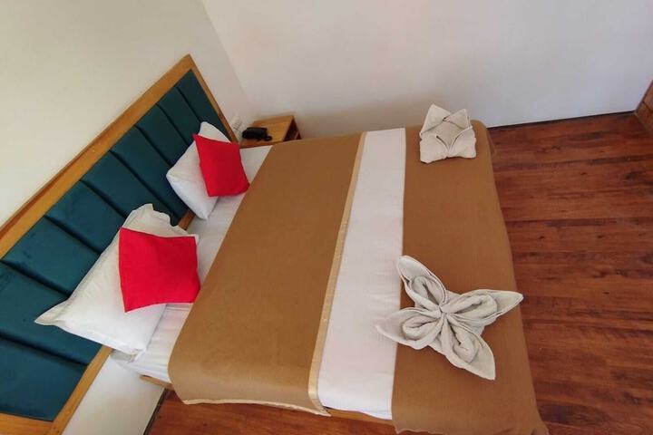 Room 2 of 12
