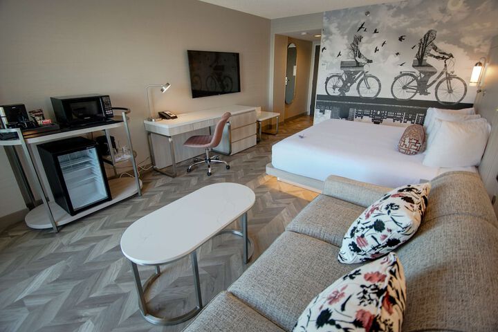 Room 15 of 88