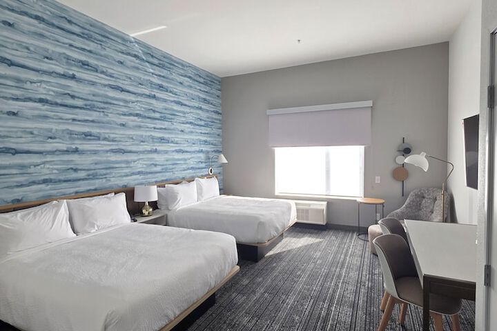 Room 3 of 7