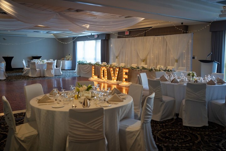 Indoor wedding