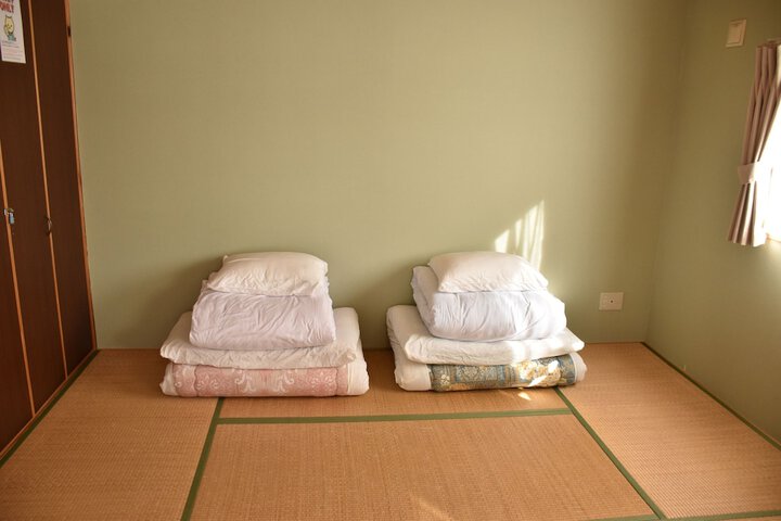 Room 19 of 97
