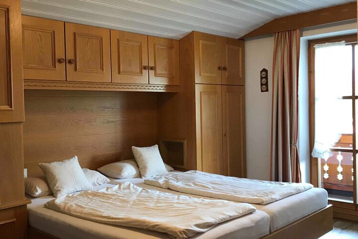 Room 3 of 29