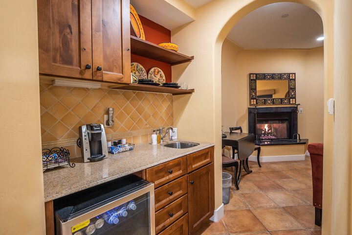Private kitchenette