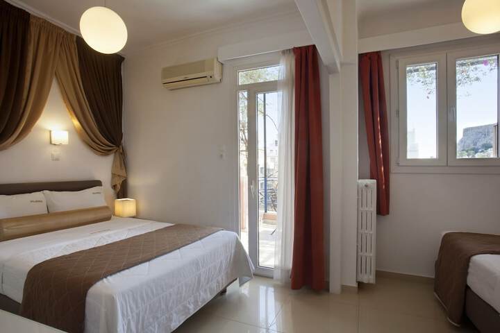 Hotel 37 of 38