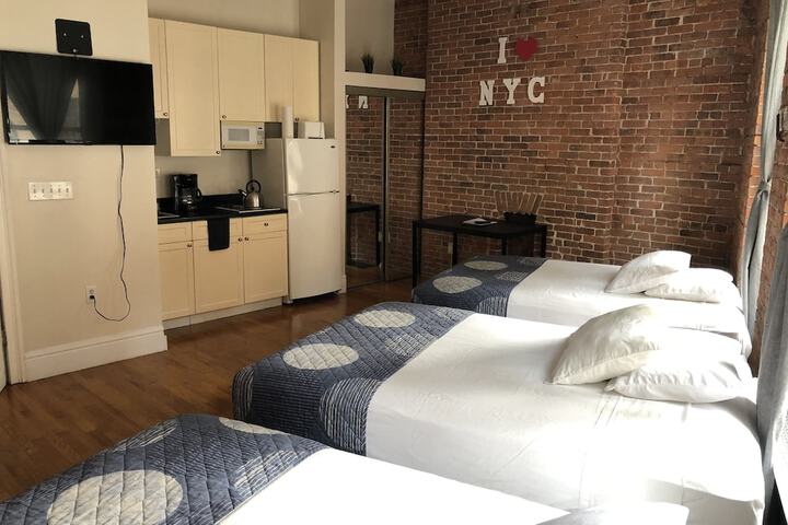 Room 21 of 69