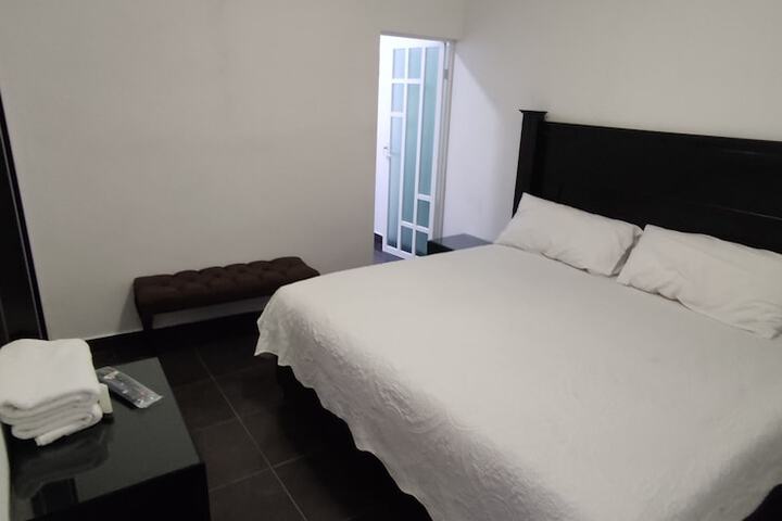 Room 10 of 22