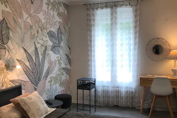 Room 16 of 49