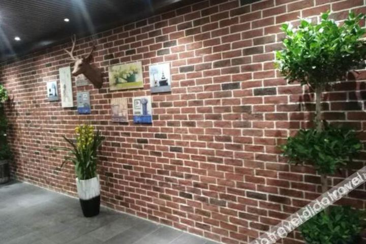 Hotel 4 of 28