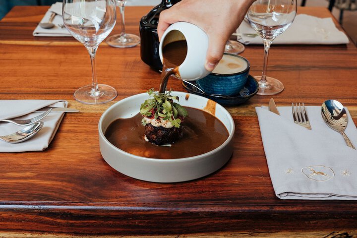 Dining 70 of 89