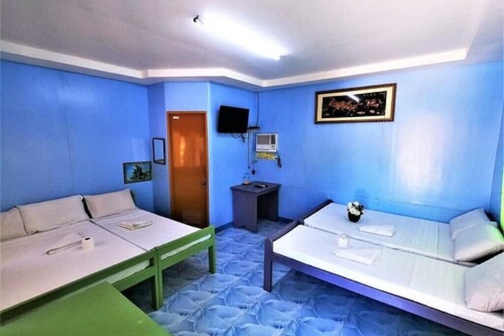 Room 3 of 29