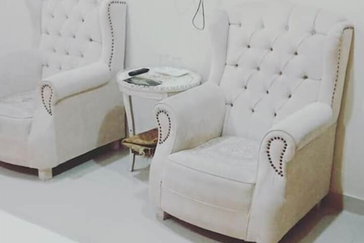 Room 12 of 23