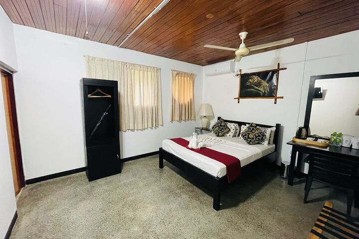 Room 9 of 59