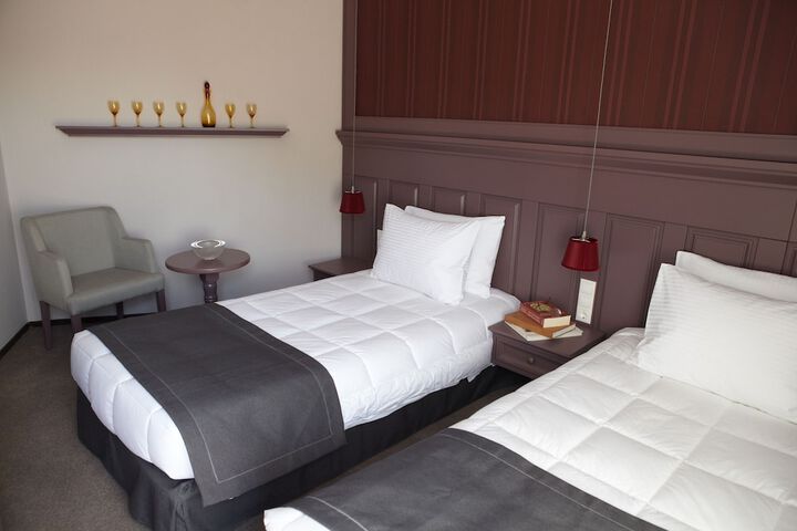 Room 4 of 47