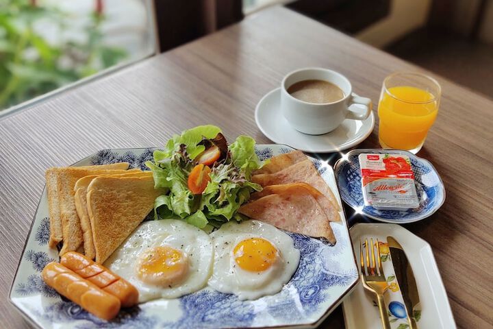 Breakfast/Coffee Service 51 of 63