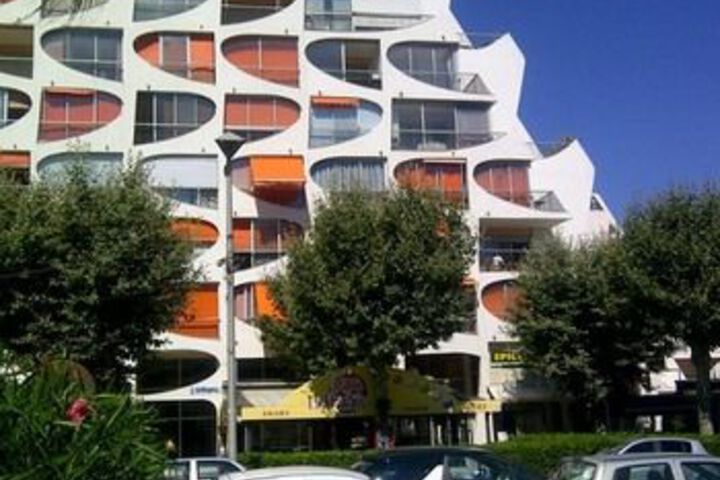 Hotel 4 of 13