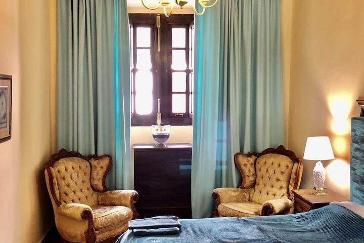 Room 53 of 91