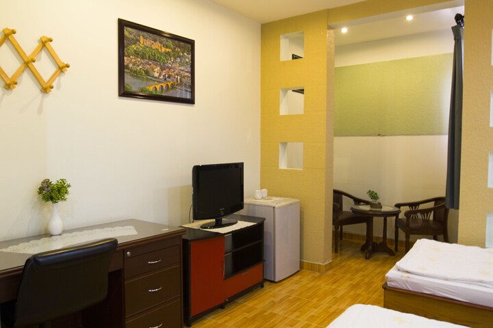 Room 13 of 47