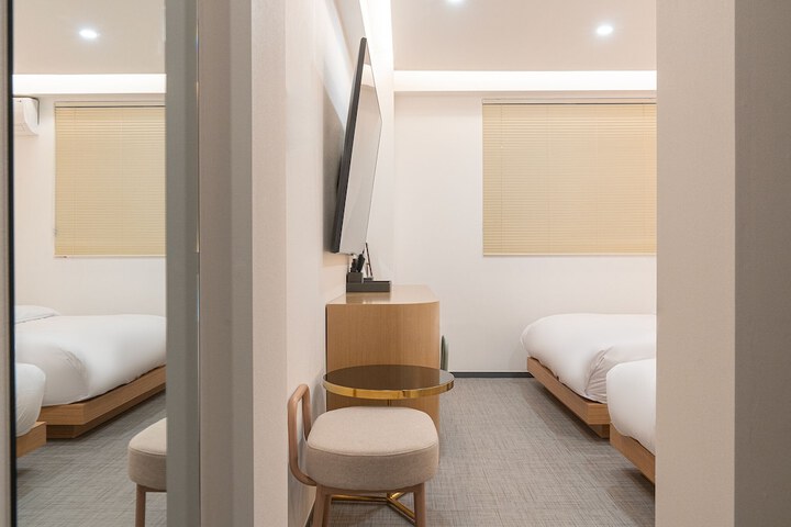Room 50 of 116