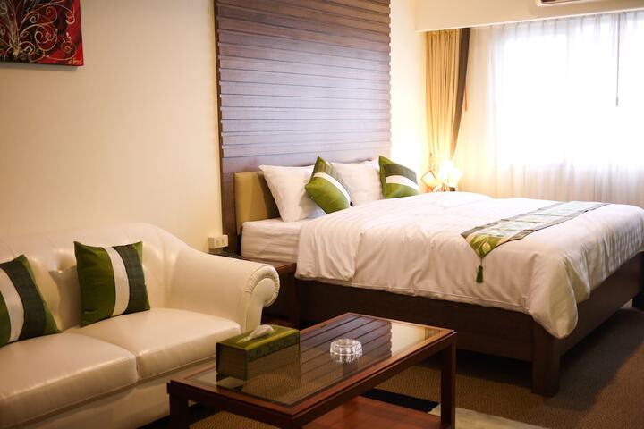 Room 5 of 34
