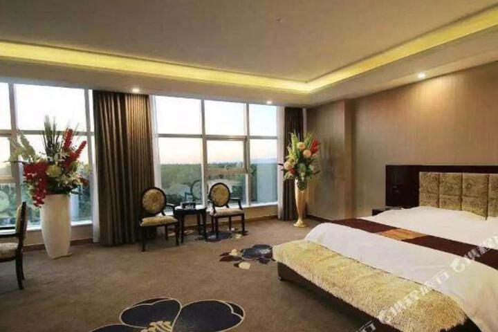 Exterior of Xincheng Hotel