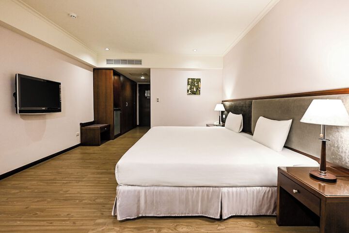 Room 34 of 72