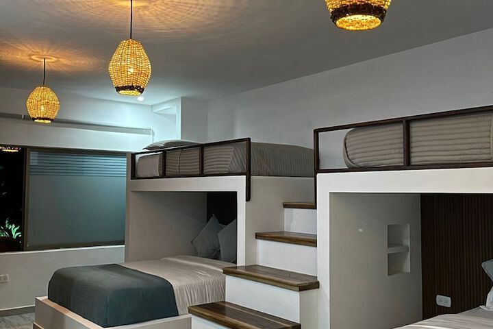 Room 7 of 31