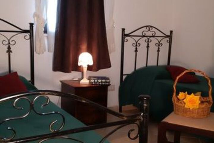 Room 37 of 63