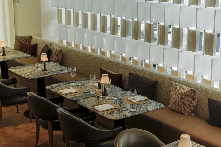 Dining 140 of 192