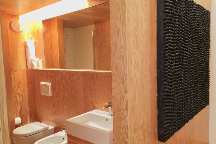 Room 17 of 29