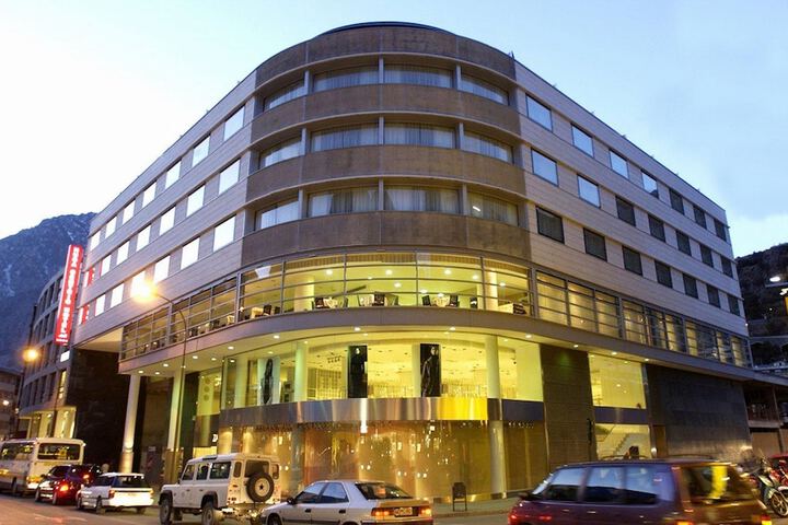Hotel 65 of 67