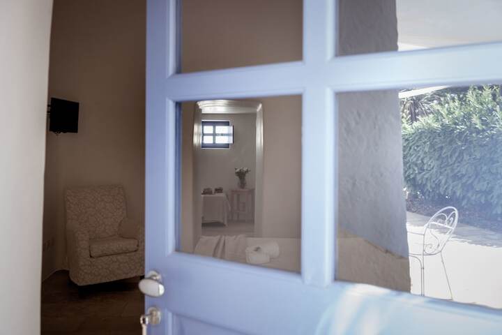 Room 41 of 83