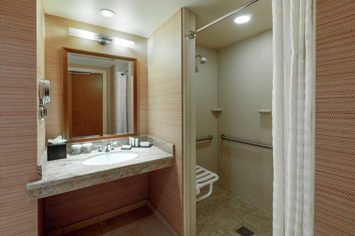 Bathroom shower