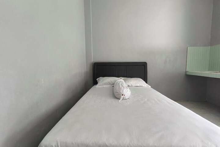 Room 9 of 17