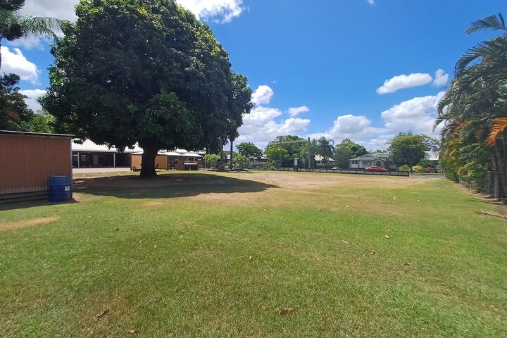 Property Grounds 7 of 8