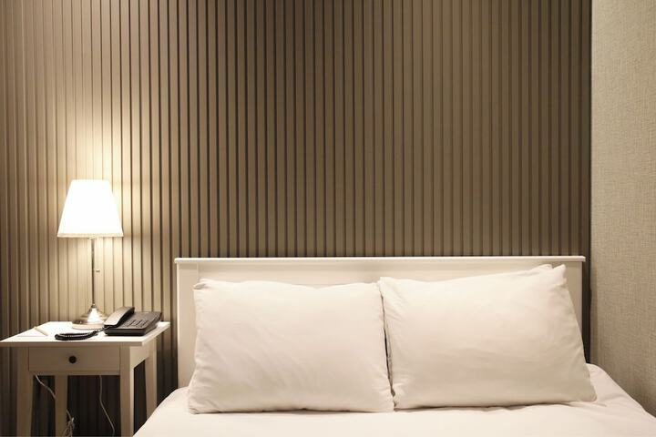 Room 25 of 71